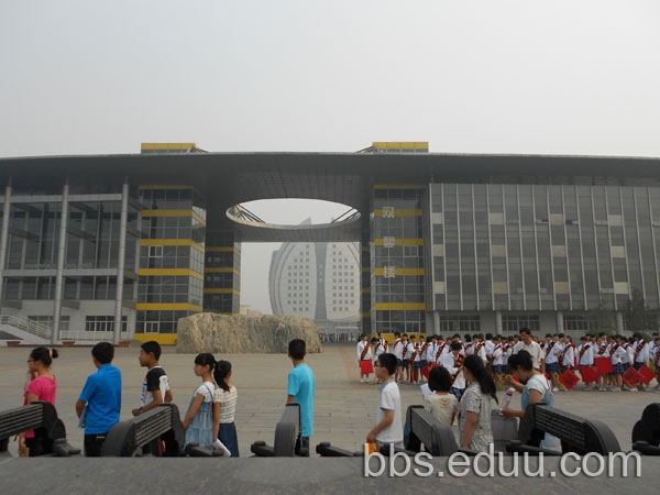 石家庄二中南校区5.19考试现场及二中小升初信