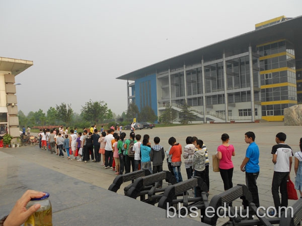 石家庄二中南校区5.19考试现场及二中小升初信