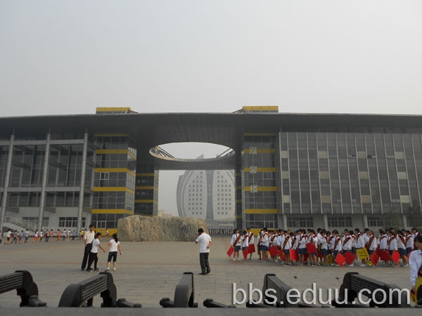 石家庄二中南校区5.19考试现场及二中小升初信