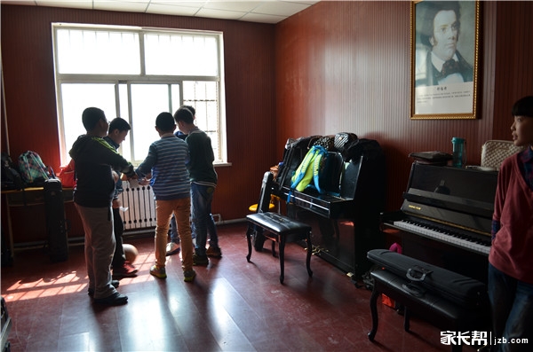 2015年青岛39中艺术生测试现场报道(5月9日)