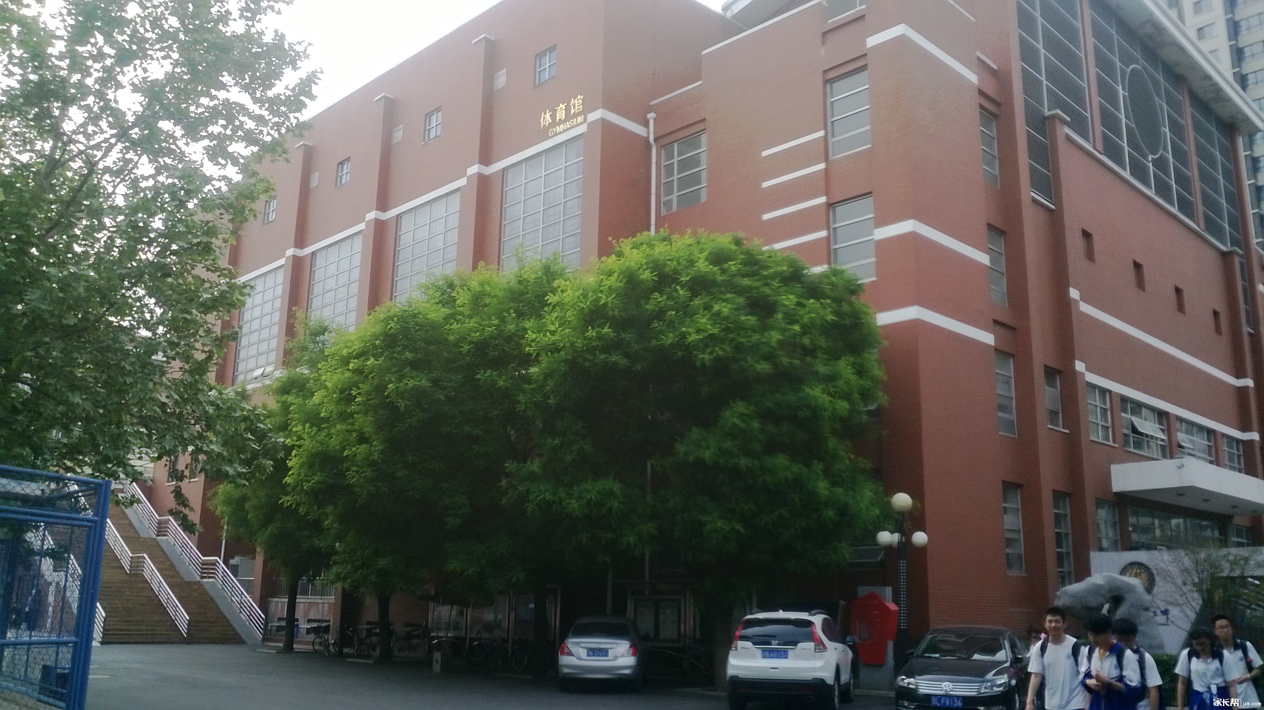 北京十二中丽泽本部校园照片1\/3_丰台名校区-