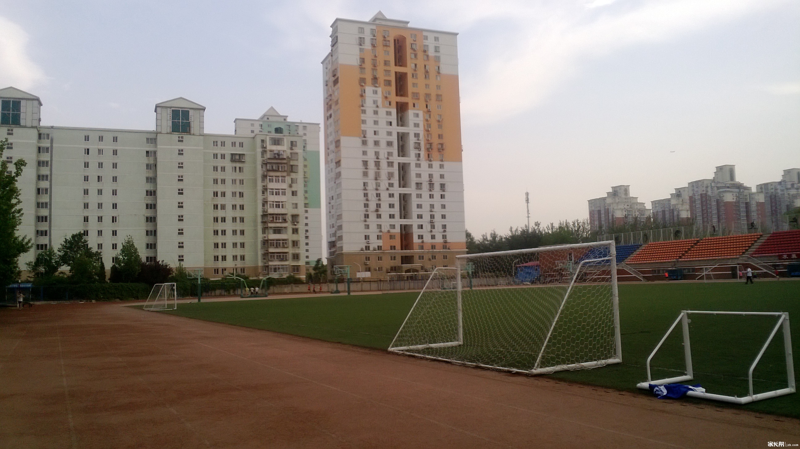 北京十二中丽泽本部校园照片3\/3_丰台名校区-