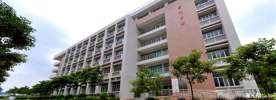 广州天河区华成理工职业技术学校2015招生简