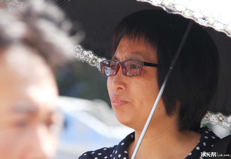 【康康直播间】2015高考之人大附中现场报道