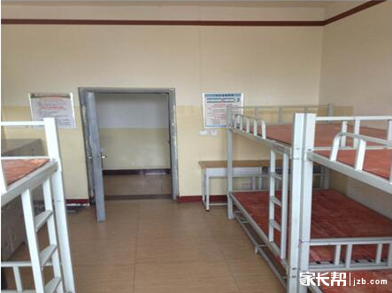 太原市第二十四中学校 高三毕业生文明离校彰