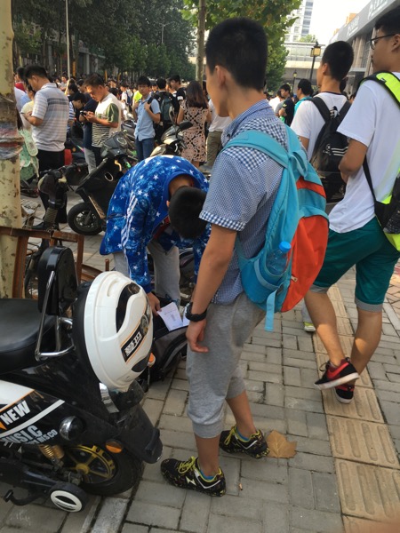 【中考现场】郑州市第九中学考点_2016郑州中