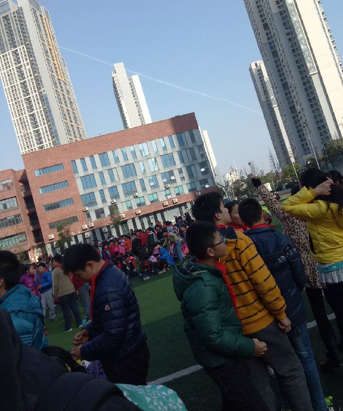 请真正了解华师附小华侨城分校的亲们告诉下我