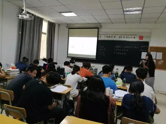在大连高中强度v高中国际到底有多大?这些真实高中明作息时间郑州育图片