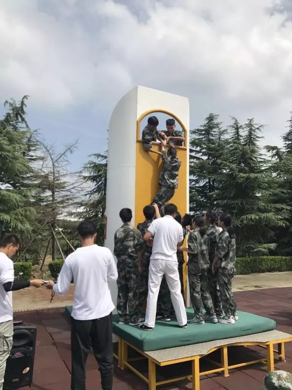 住各国公寓、参观航母，东方绿舟军训时间出来了!