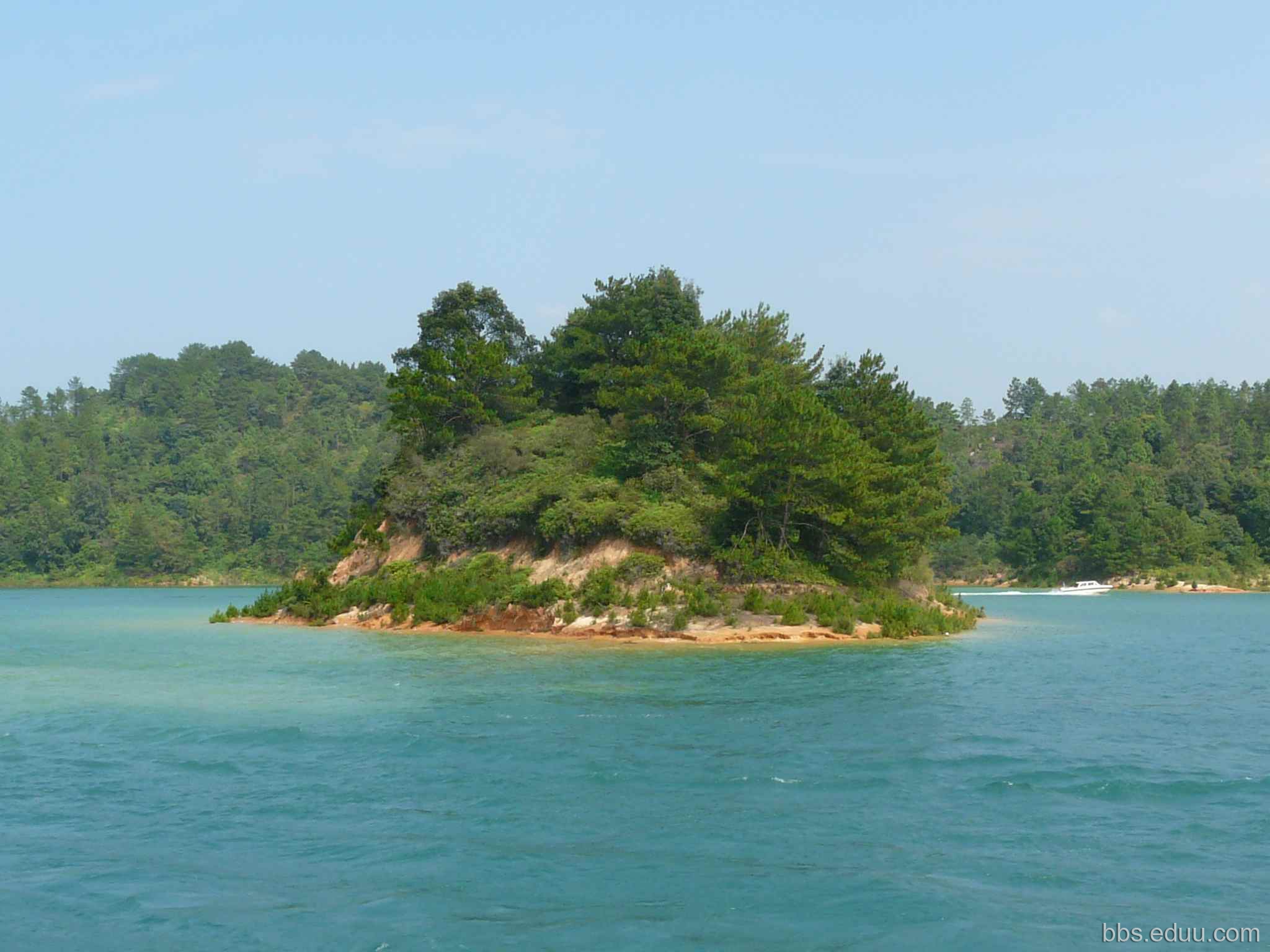 途遇追尾事故的河源万绿湖之旅高清图片