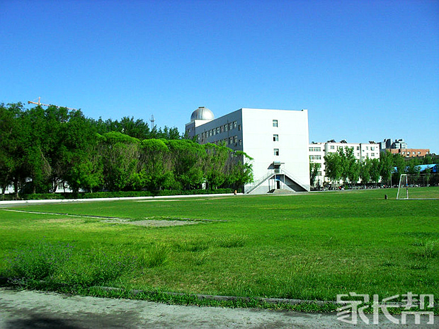 我眼中不一样的学校【哈密地区二中】