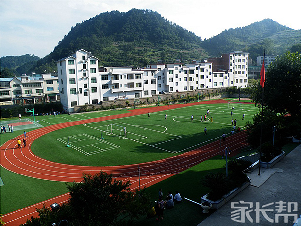 我眼中不一样的学校【贵州省都匀市墨冲中学】_校园风光(全国版)_家长