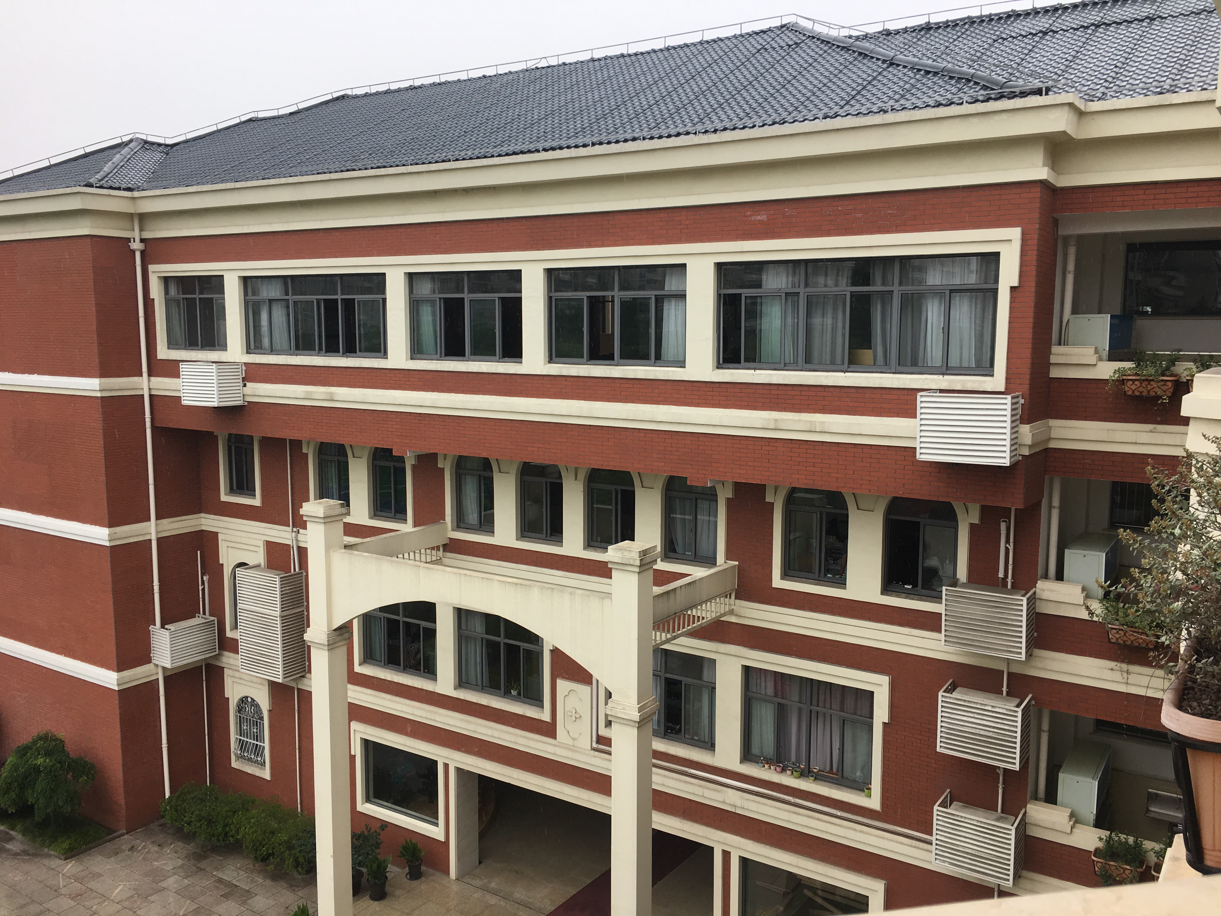 我眼中不一样的学校【上海市梅陇中学】